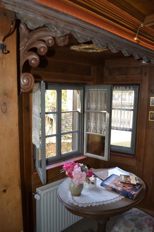 B&B La Tana Dell'Orso - Die Baerenhoehle Кастелло-ди-Фьемме Номер фото