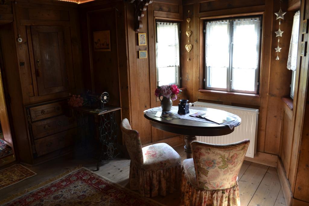 B&B La Tana Dell'Orso - Die Baerenhoehle Кастелло-ди-Фьемме Экстерьер фото