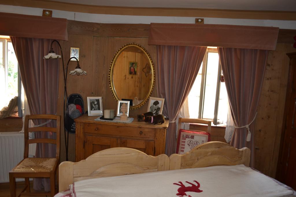 B&B La Tana Dell'Orso - Die Baerenhoehle Кастелло-ди-Фьемме Экстерьер фото