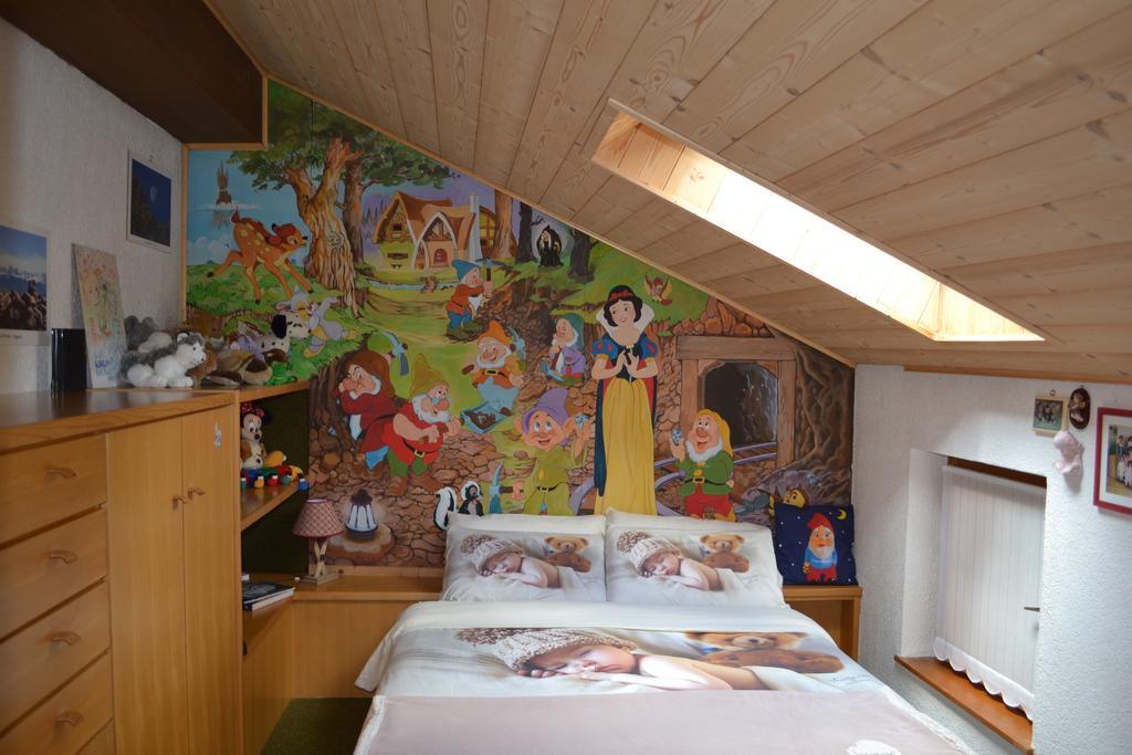 B&B La Tana Dell'Orso - Die Baerenhoehle Кастелло-ди-Фьемме Экстерьер фото